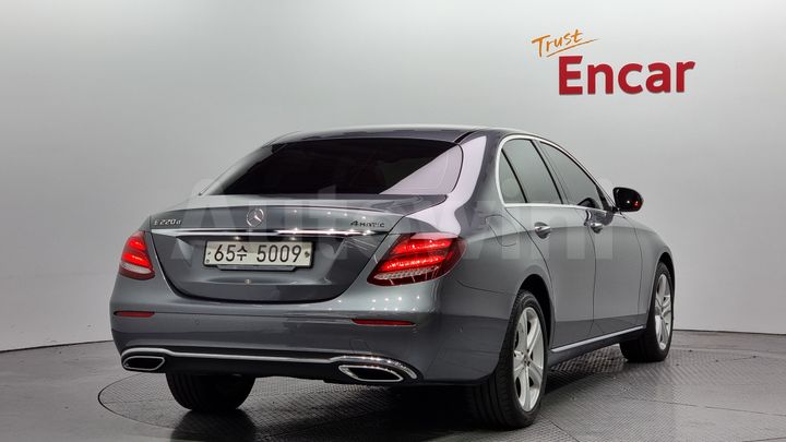 Mercedes-Benz E Class 2018 — 2