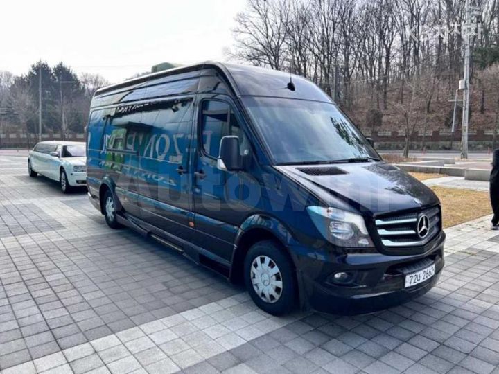 Mercedes Benz Sprinter