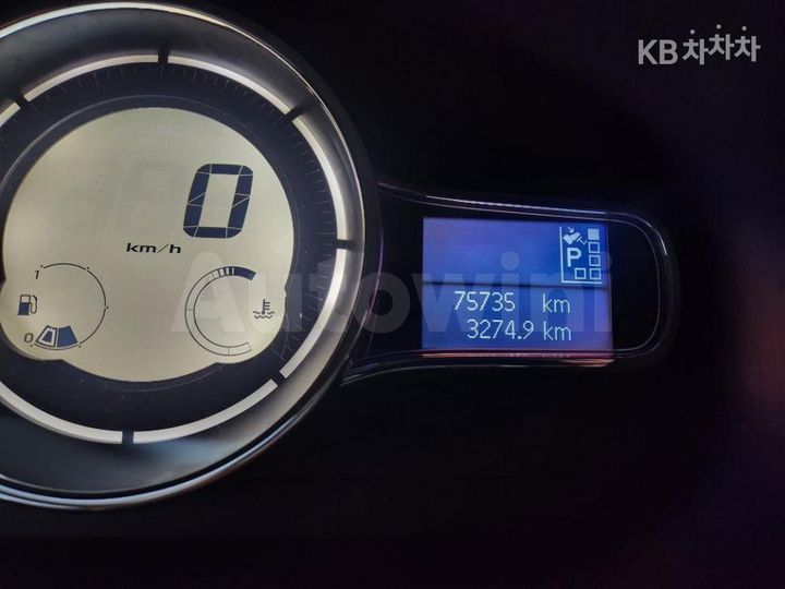 Renault SM3 2019 — 5