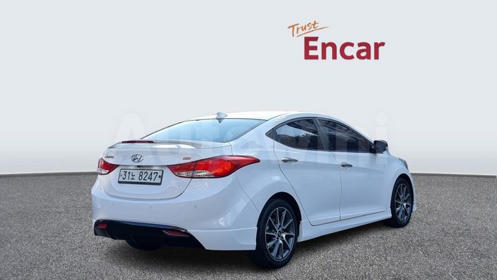 Hyundai Avante 2014 — 2