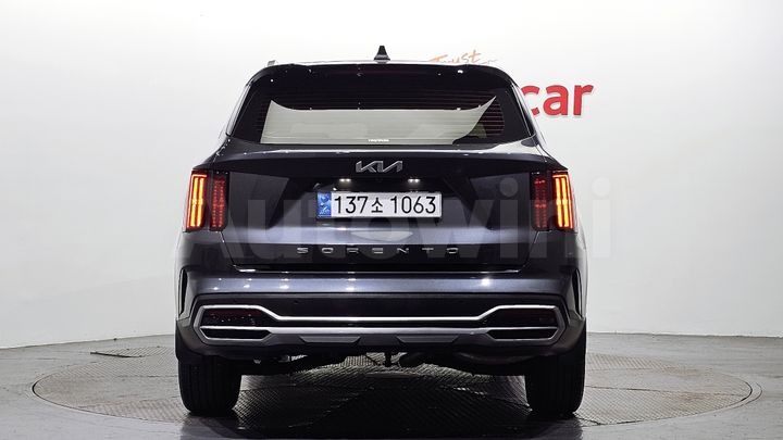 Kia Sorento 2022 — 4