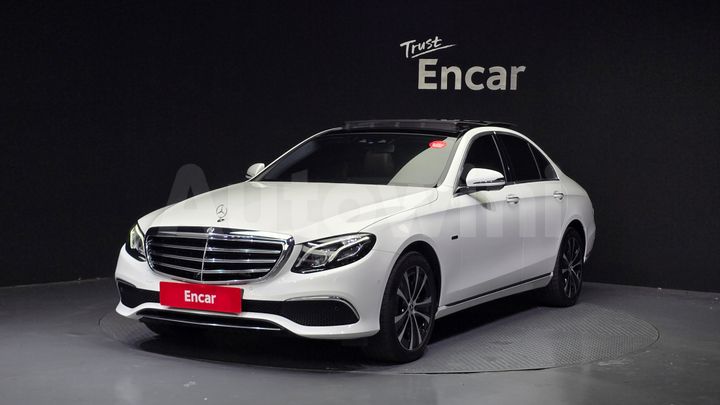 Mercedes Benz E Class 2019 — 3
