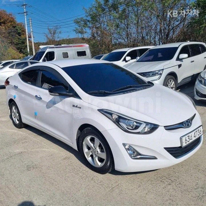Hyundai Avante 2014 — 2