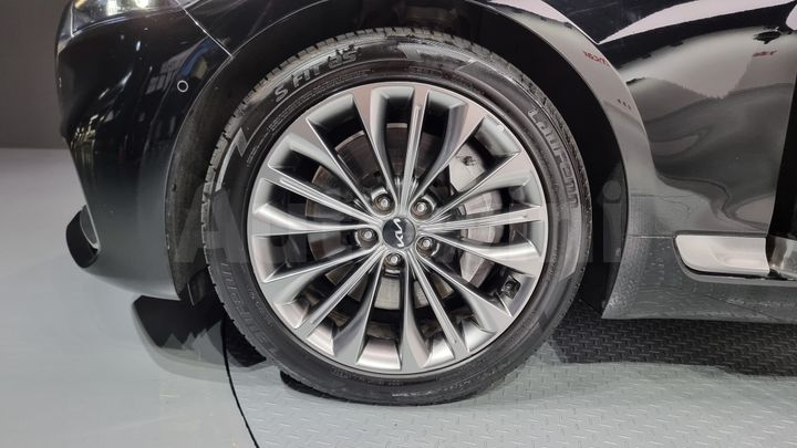 Kia K9 2022 — 5