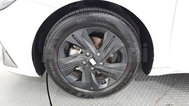 Hyundai Avante 2021 — 5