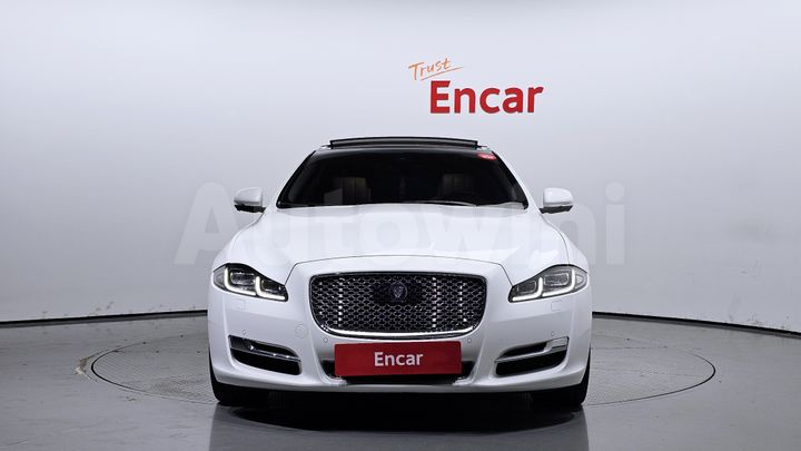 Jaguar XJ 2016 — 3