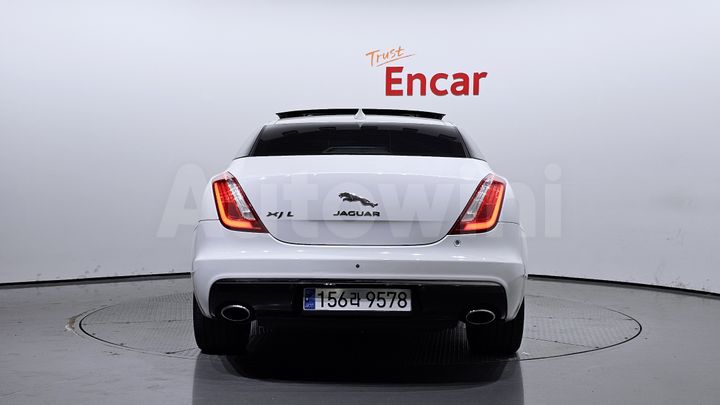 Jaguar XJ 2016 — 4