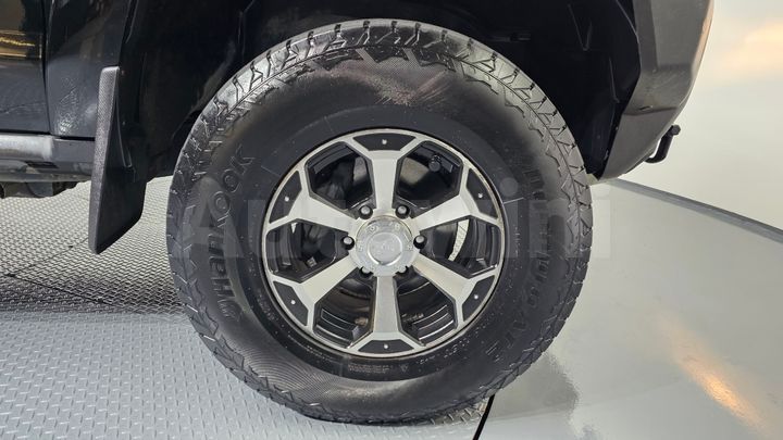 Hummer H3T