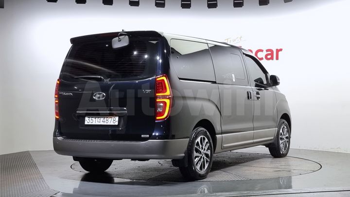 Hyundai Starex 2020 — 2