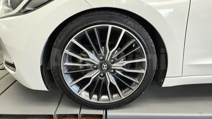 Hyundai Avante 2016 — 5