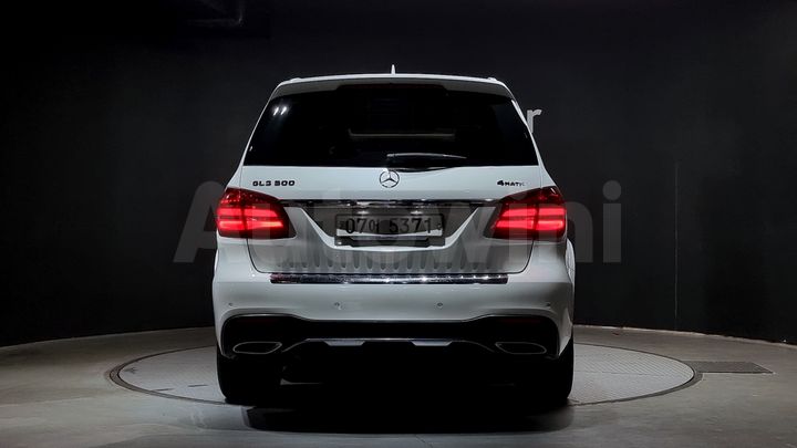 Mercedes Benz GLS Class 2017 — 4