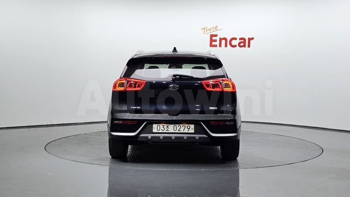 Kia Niro 2017 — 4