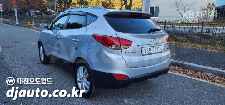 Hyundai Tucson 2013 — 5