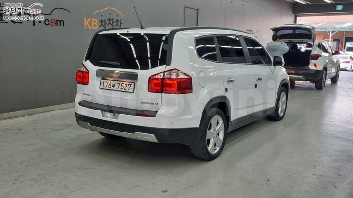 Chevrolet Orlando 2018 — 2