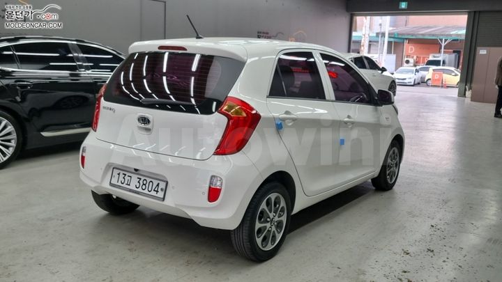 Kia Morning 2011 — 2