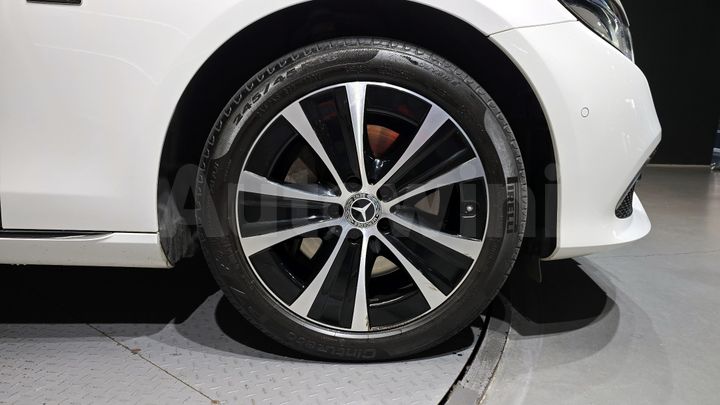 Mercedes Benz E Class 2020 — 5