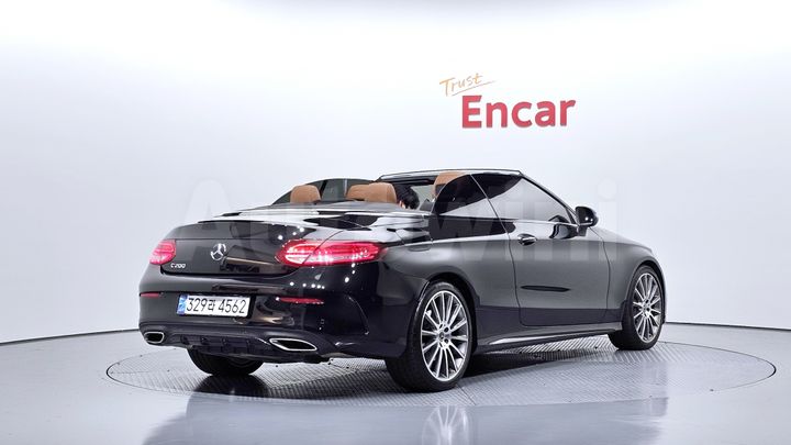 Mercedes Benz C Class 2018 — 2