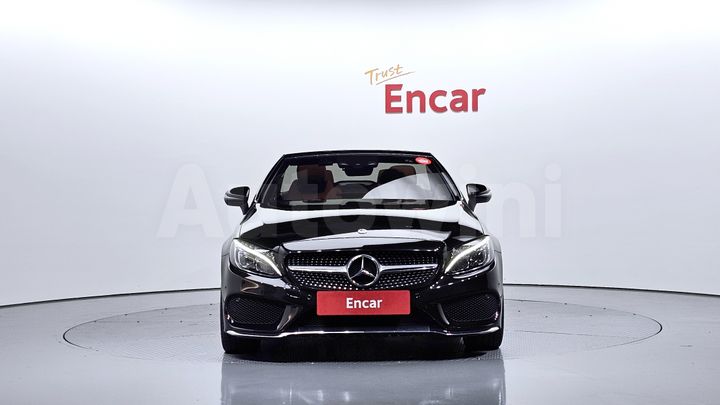 Mercedes Benz C Class 2018 — 3