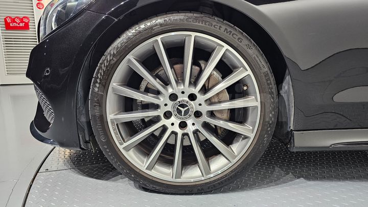 Mercedes Benz C Class 2018 — 5