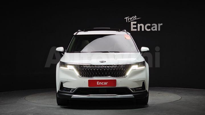 Kia Carnival 2021 — 3