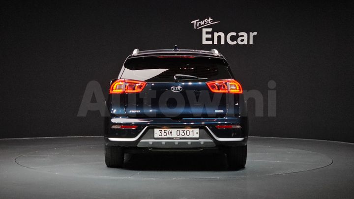Kia Niro 2017 — 4