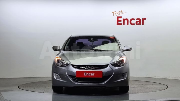 Hyundai Avante 2013 — 3