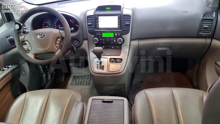 Kia Carnival 2013 — 5