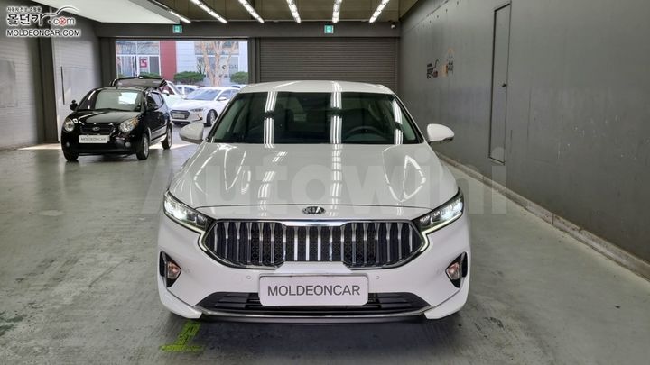 Kia K7 2020 — 3