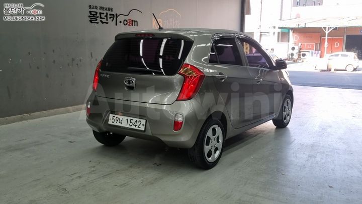 Kia Morning 2011 — 2