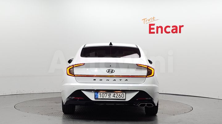 Hyundai Sonata 2022 — 4