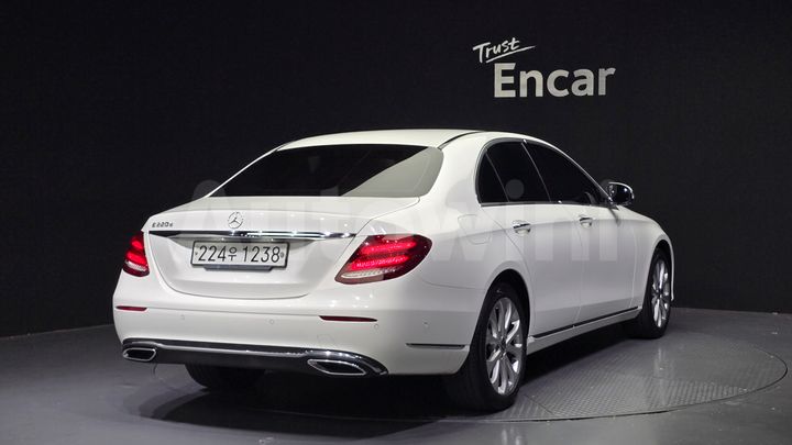 Mercedes Benz E Class