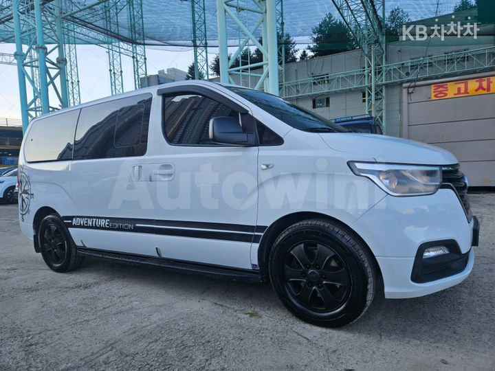 Hyundai Starex 2018 — 3