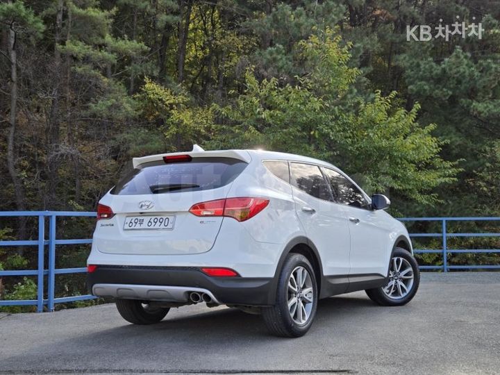Hyundai SantaFe 2015 — 3