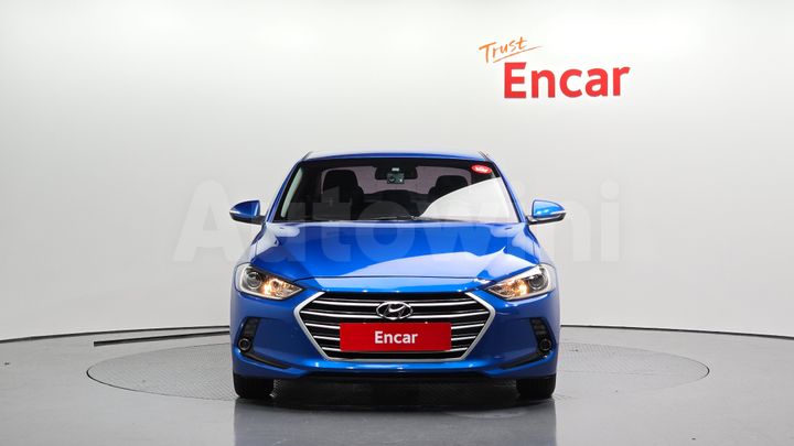 Hyundai Avante 2017 — 3