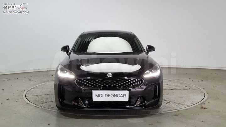 Kia Stinger 2018 — 3