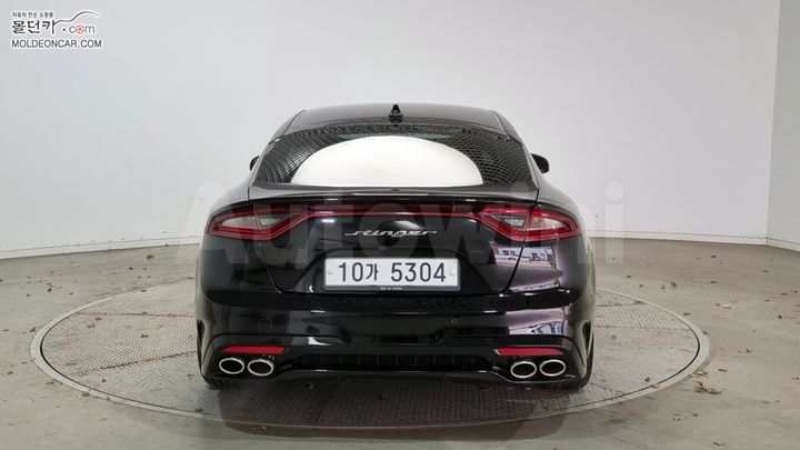 Kia Stinger 2018 — 4