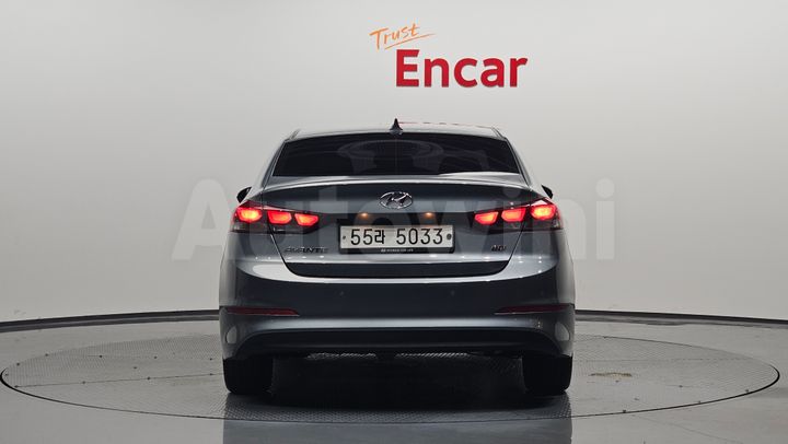 Hyundai Avante 2017 — 4