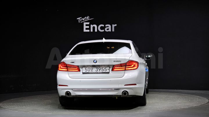 BMW 5 Series 2018 — 4