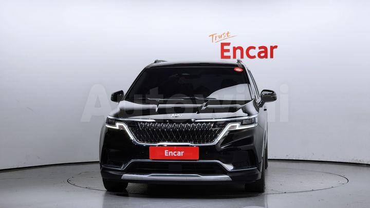 Kia Carnival 2021 — 3