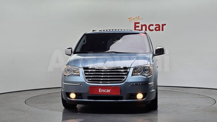 Chrysler Grand Voyager 2010 — 3