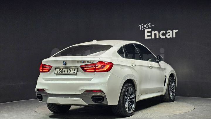 BMW X6 2017 — 2