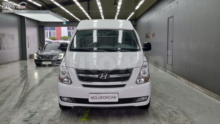 Hyundai Starex 2011 — 3