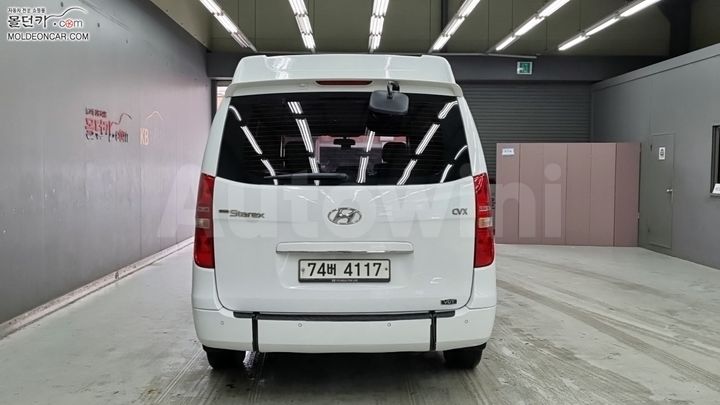 Hyundai Starex 2011 — 4