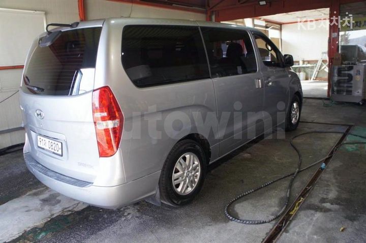 Hyundai Starex 2018 — 4