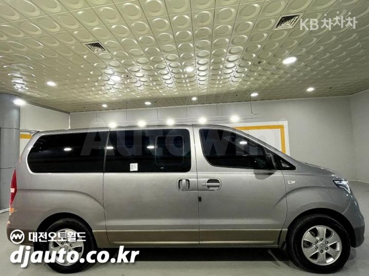 Hyundai Starex 2018 — 4