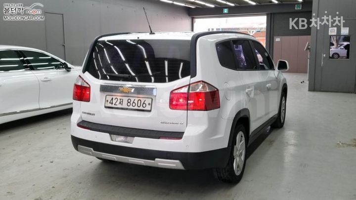 Chevrolet Orlando 2012 — 2