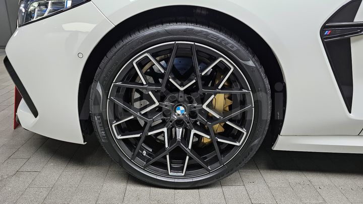 BMW M8