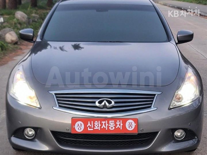 Infiniti G