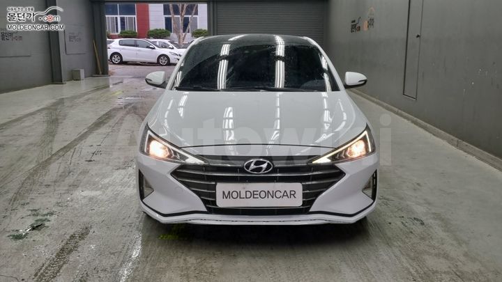 Hyundai Avante 2019 — 3