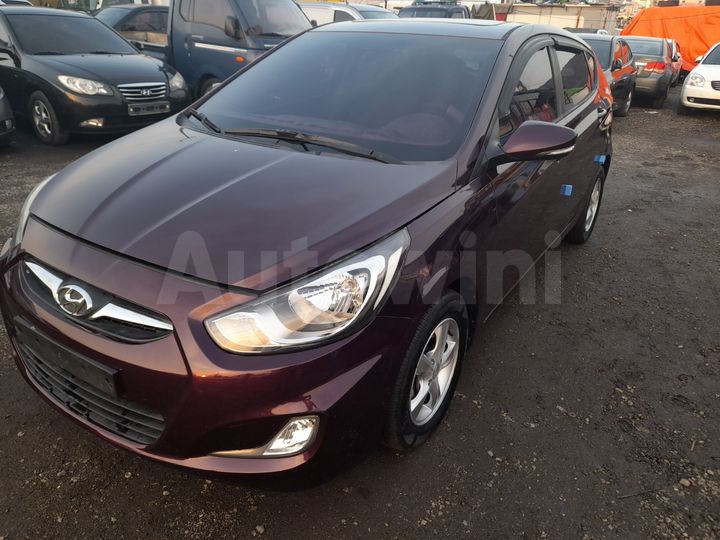 Hyundai Accent 2011 — 2